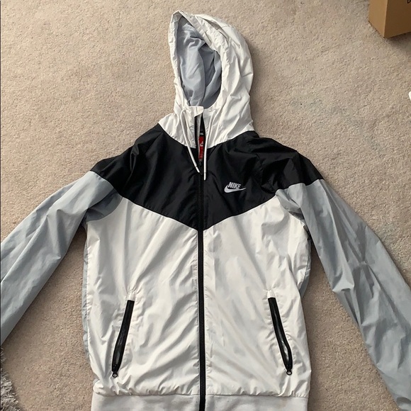 Nike Other - Nike Windbreaker